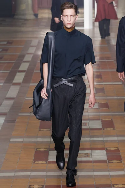 Look 36